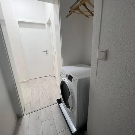 Helle, Freundliche In -uerdingen